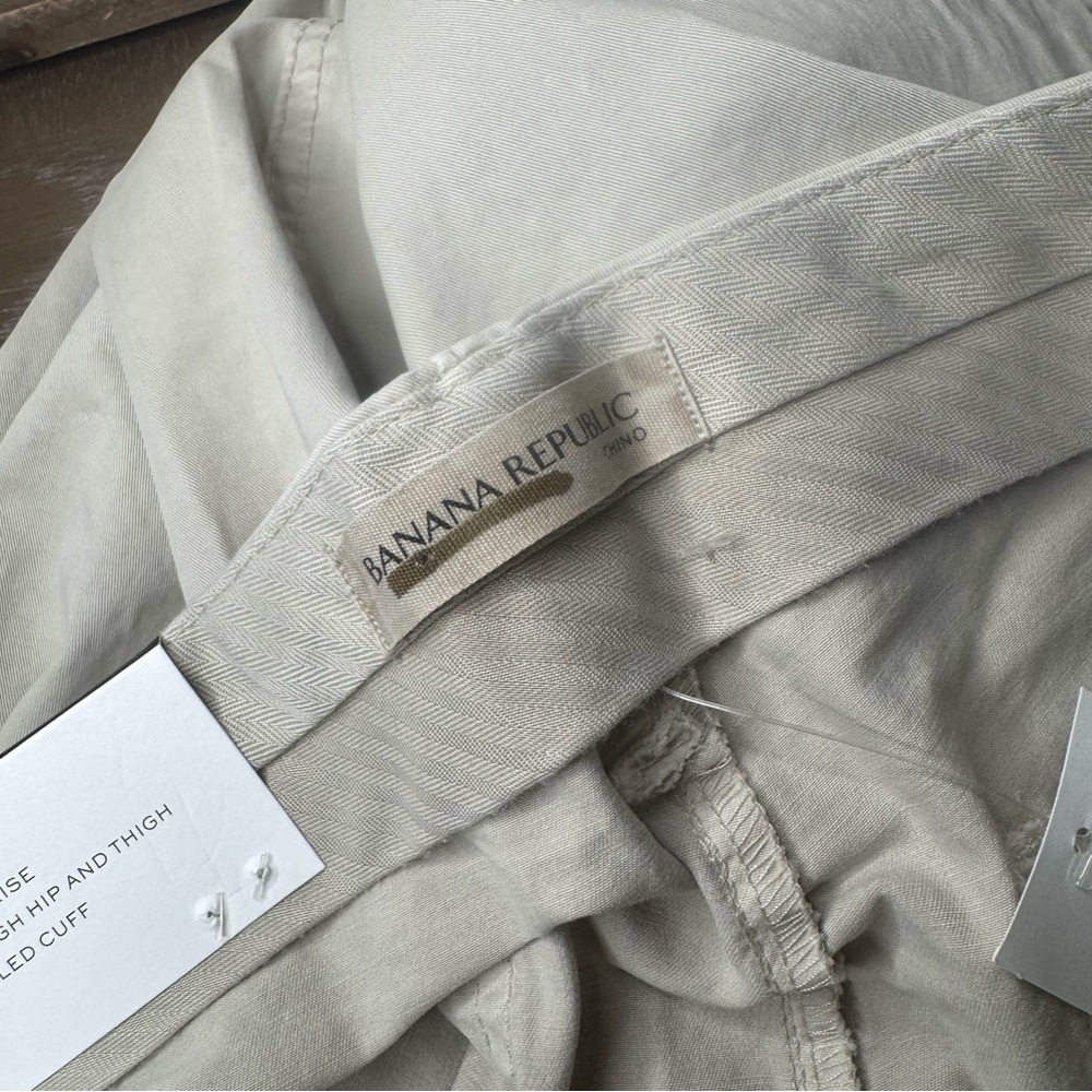 Banana Republic Boyfriend Rolled Cuff Chino Pant Size 6 NWT Cream Khaki - Picture 8 of 11